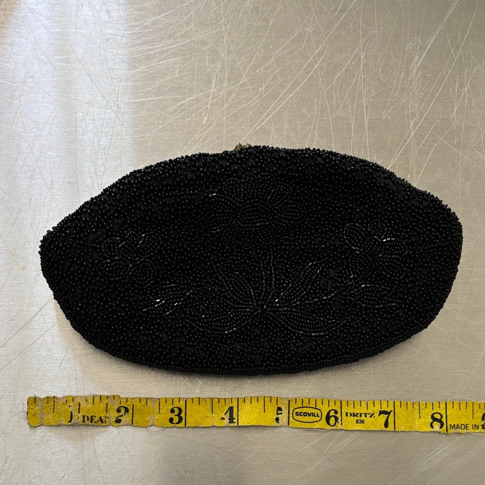 Richere bead clutch